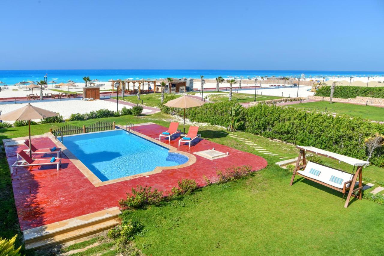 Tolip North Coast Hotel El Alamein Bagian luar foto View of the beach