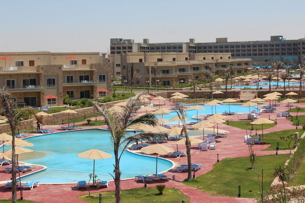 Tolip North Coast Hotel El Alamein Bagian luar foto El Alamein