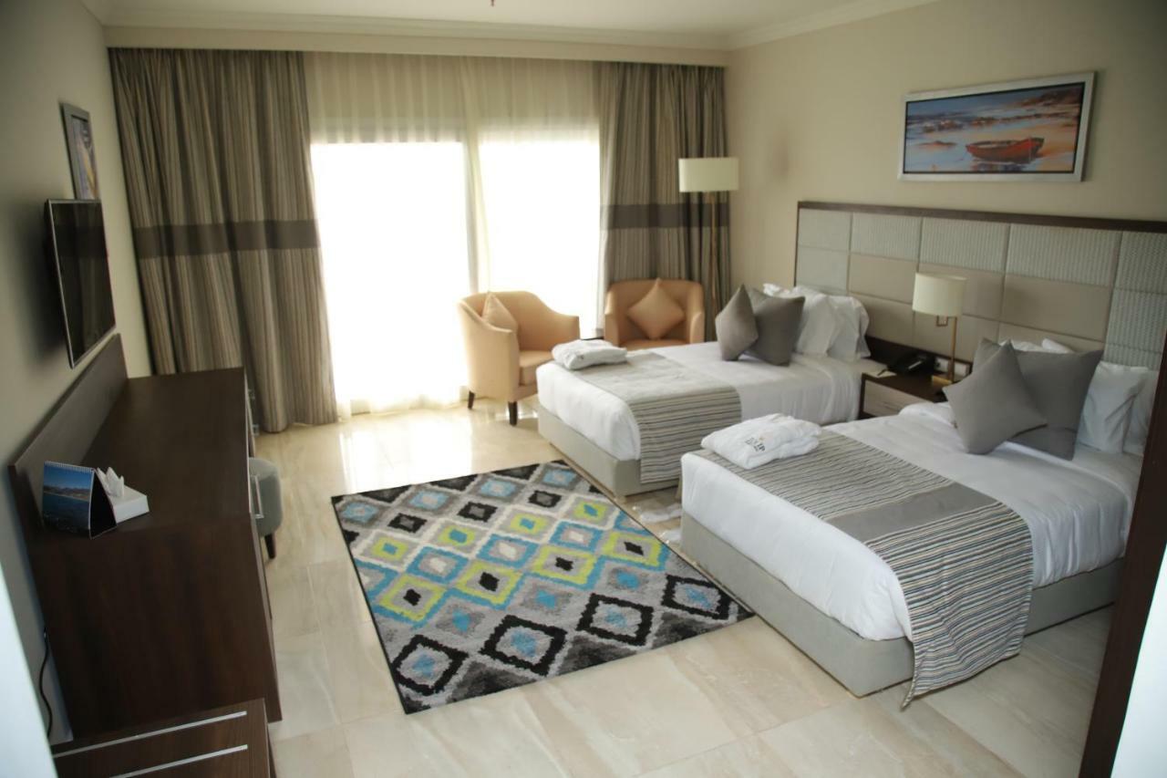 Tolip North Coast Hotel El Alamein Bagian luar foto A room at the Hilton Sharm El Sheikh